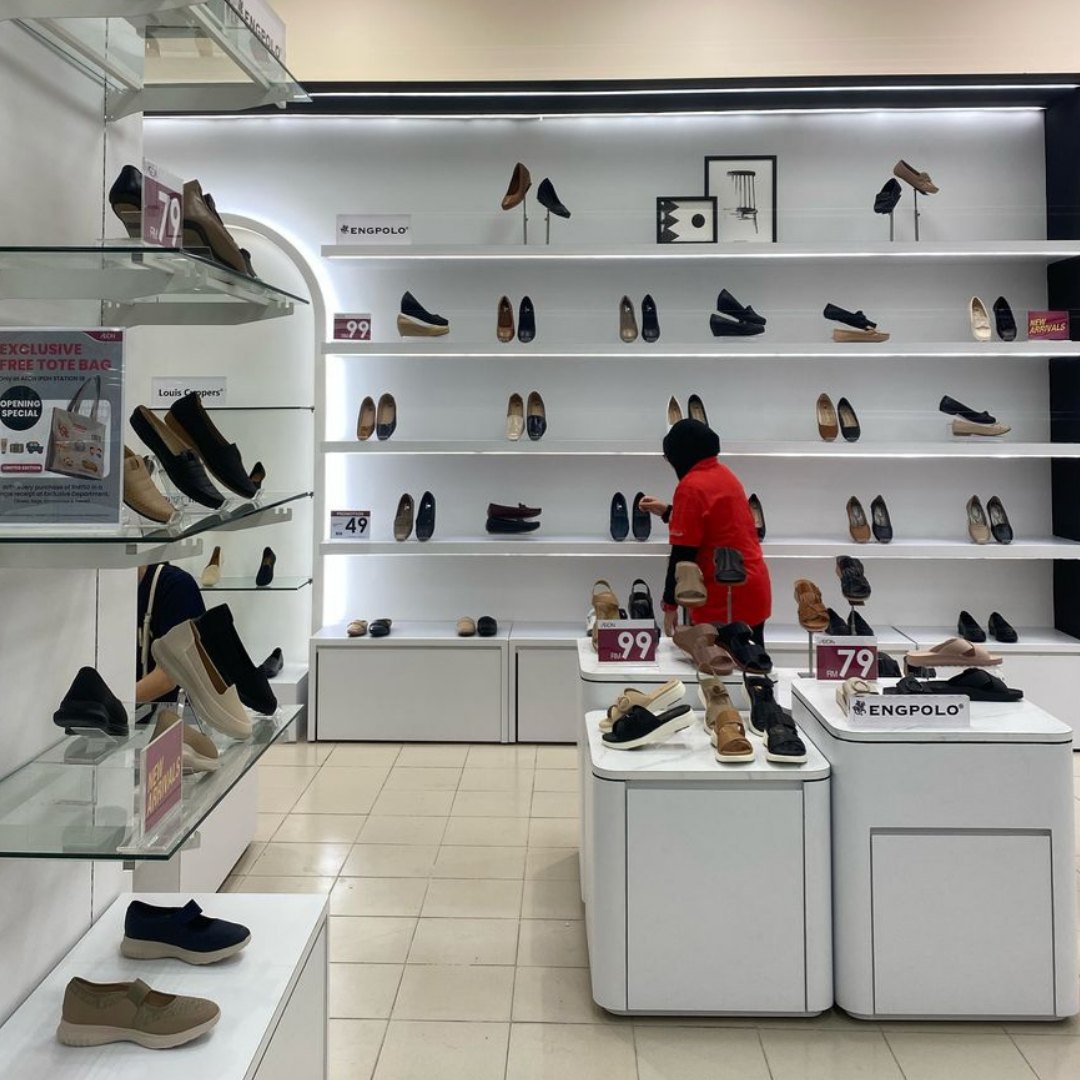 AEON STATION 18 - MEN